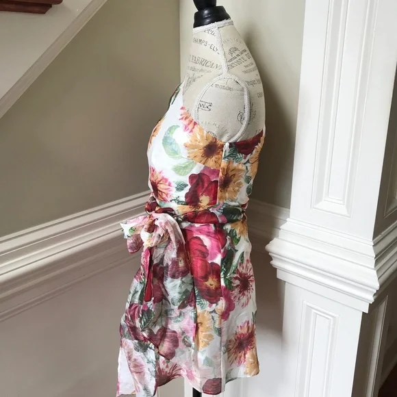 NWT La Maison Talulah Garland Mini Dress Womens Small Cream Red Floral One Arm